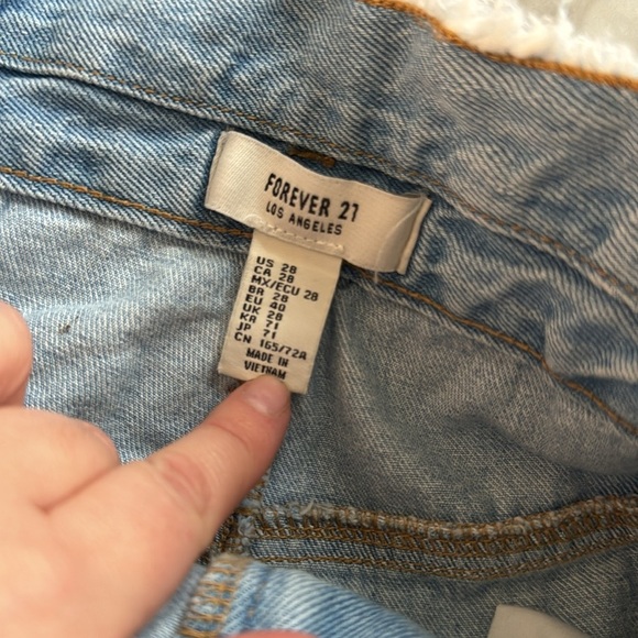 Forever 21 Paper Bag Light Wash Tie Denim Jeans Raw Hem Size 28 - Picture 6 of 7